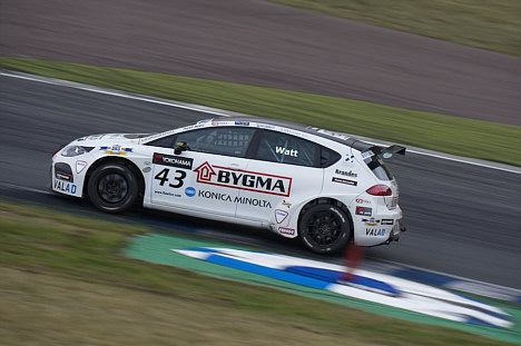 Jason Watt for fuld fart på Oschersleben.